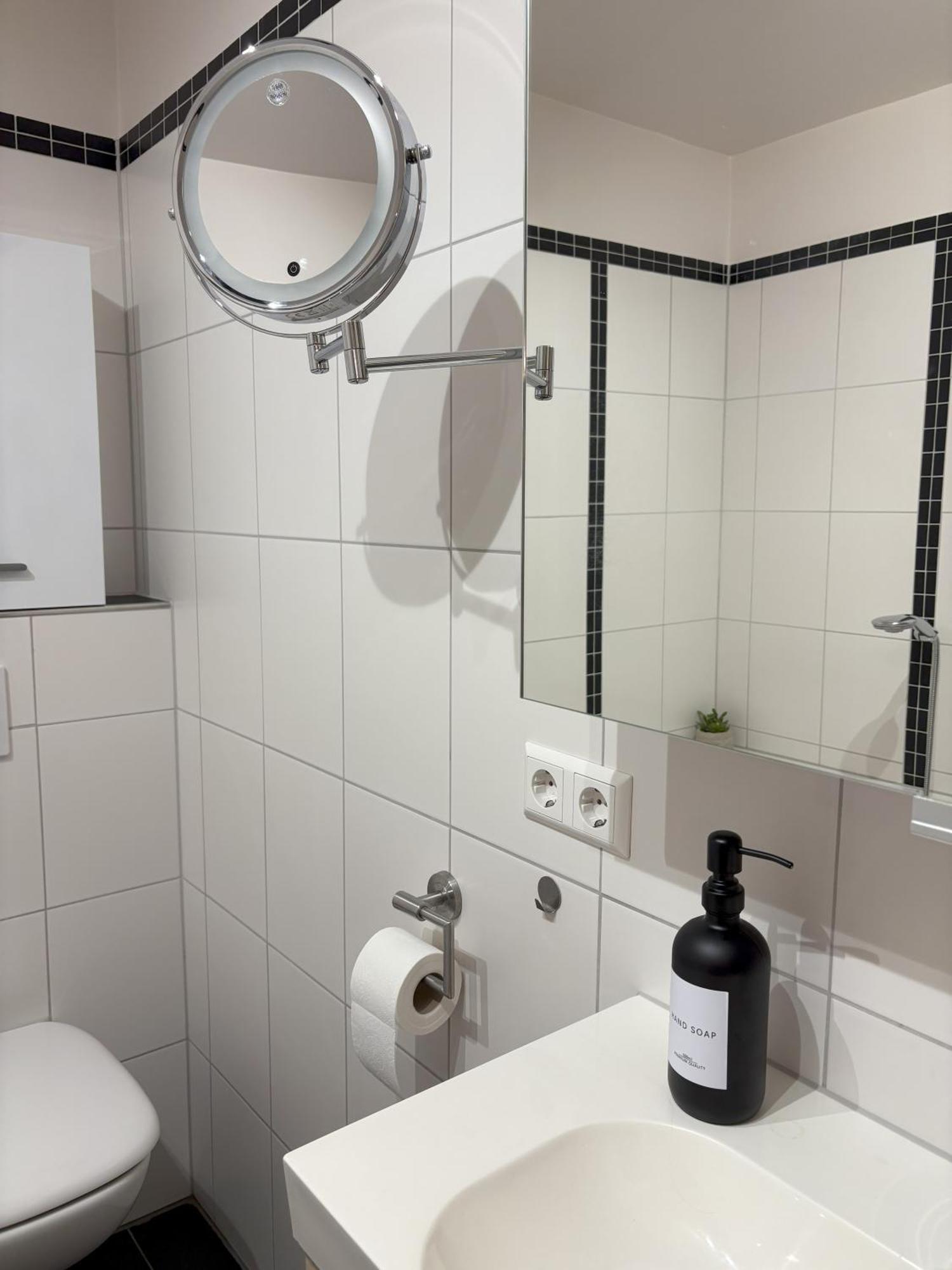 Uferglueck Apartments In Hagnau Am Bodensee Mit Terrasse المظهر الخارجي الصورة