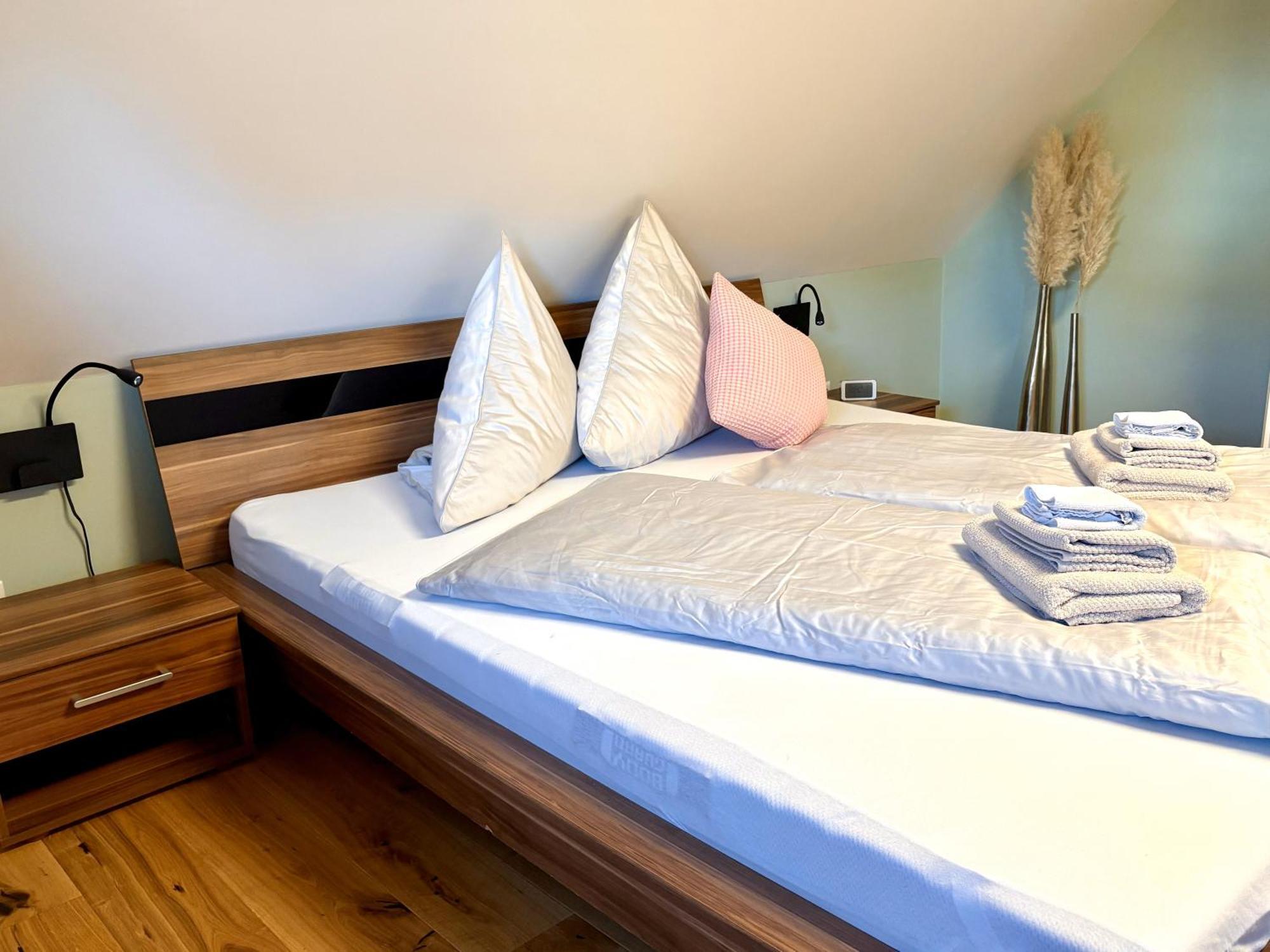 Uferglueck Apartments In Hagnau Am Bodensee Mit Terrasse المظهر الخارجي الصورة